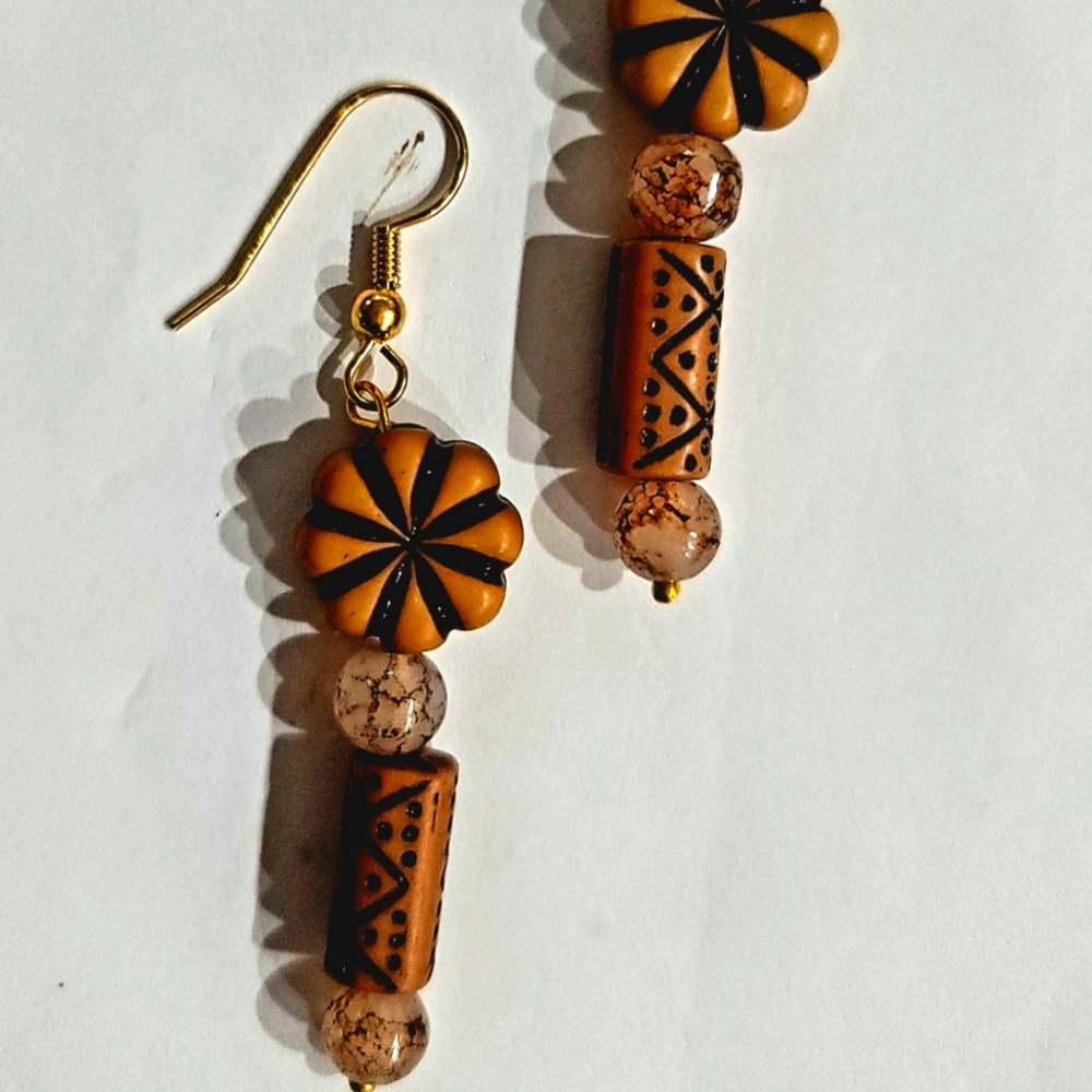 Mahogany WOOD CARVED BEADED PIERCED EARRINGS